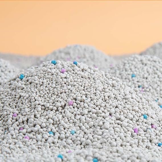 Easy Clean Premium Bentonite Cat Litter - 10L - Image 6